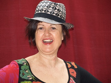 EVE CHAPEAU